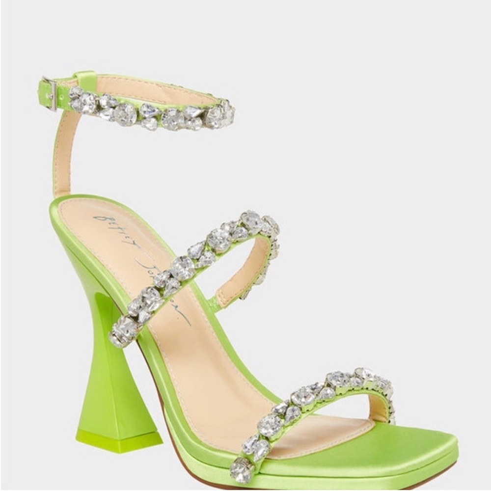 NEW WITHOUT  Box Betsy Johnson SB-Perry Citron Rhinestone Strap Heels 9..